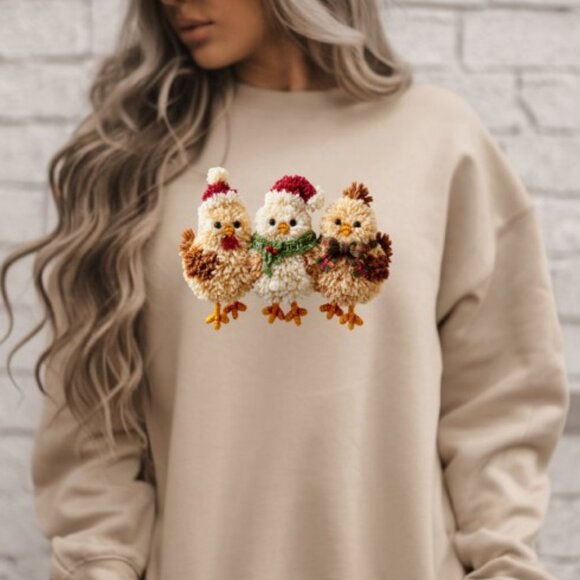 Plus Size Latch Hook Fluffy Chickens Graphic Sweatshirt - Picture 2 of 7